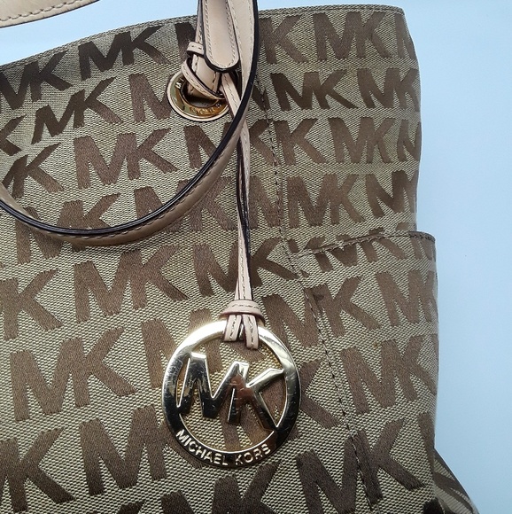 Michael Kors Signature Tote Handbag Khaki - Picture 7 of 8